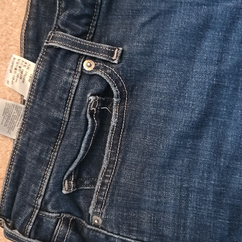Dark Blue Denim Shorts. 18W Levis Shorts, Great Used Condition - Picture 7 of 7